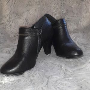 Black Faux Leather Ankle Booties size 6